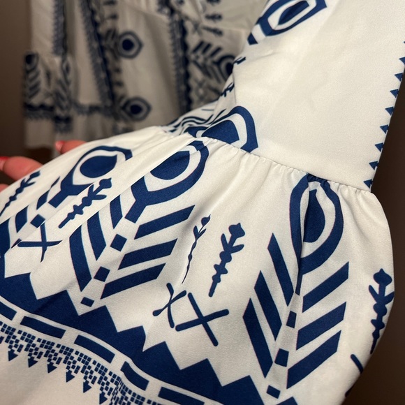 Greek print blue/white long sleeve dress - Picture 2 of 2